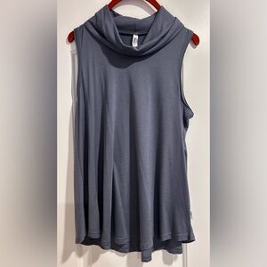 RVCA Women's Sleeveless Cowl Neck Top Grey M Flowy  Tunic Tank